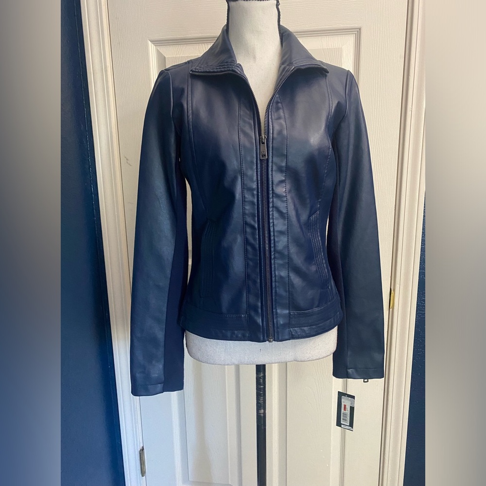 Kenneth Cole Blue Leather Jacket with Zippered Front and Fitted Silhouette